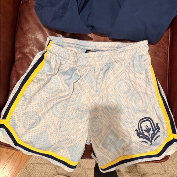 Overtime Navy Blue Graphic T-Shirt and Patterned Shorts Set - Picture 5 of 5